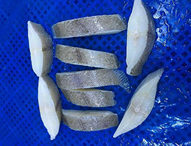 比目魚切條